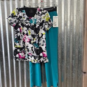 Women’s Scrub Set-Print Top-Teal Scrub Pants-XS/XS PETITE Length Pants
